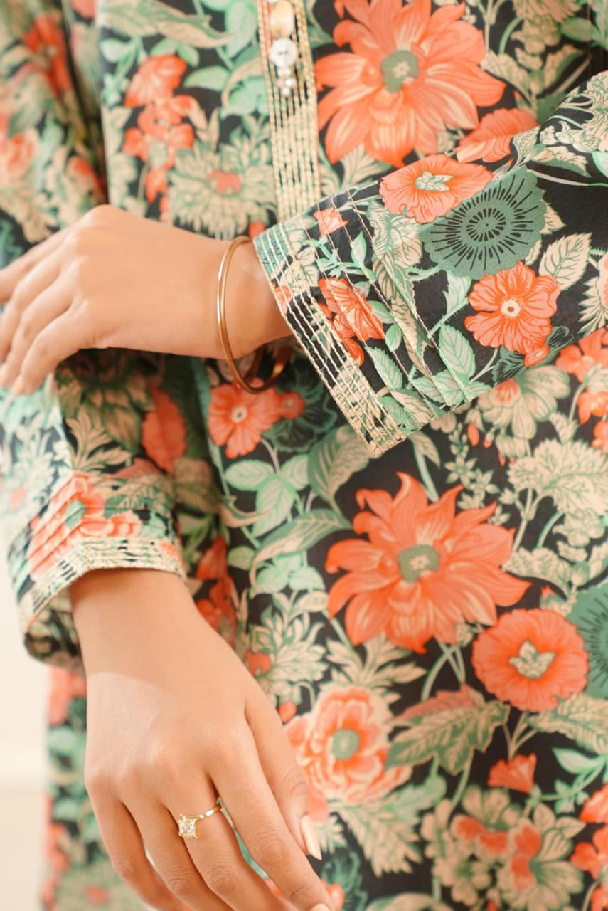 Green | Saya 3pc Unstitched Lawn Suit