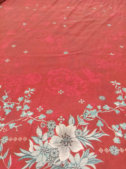 Close-up of the printed design on the shirt of the Maroon MTJ 3pc Unstitched Khaddar Suit