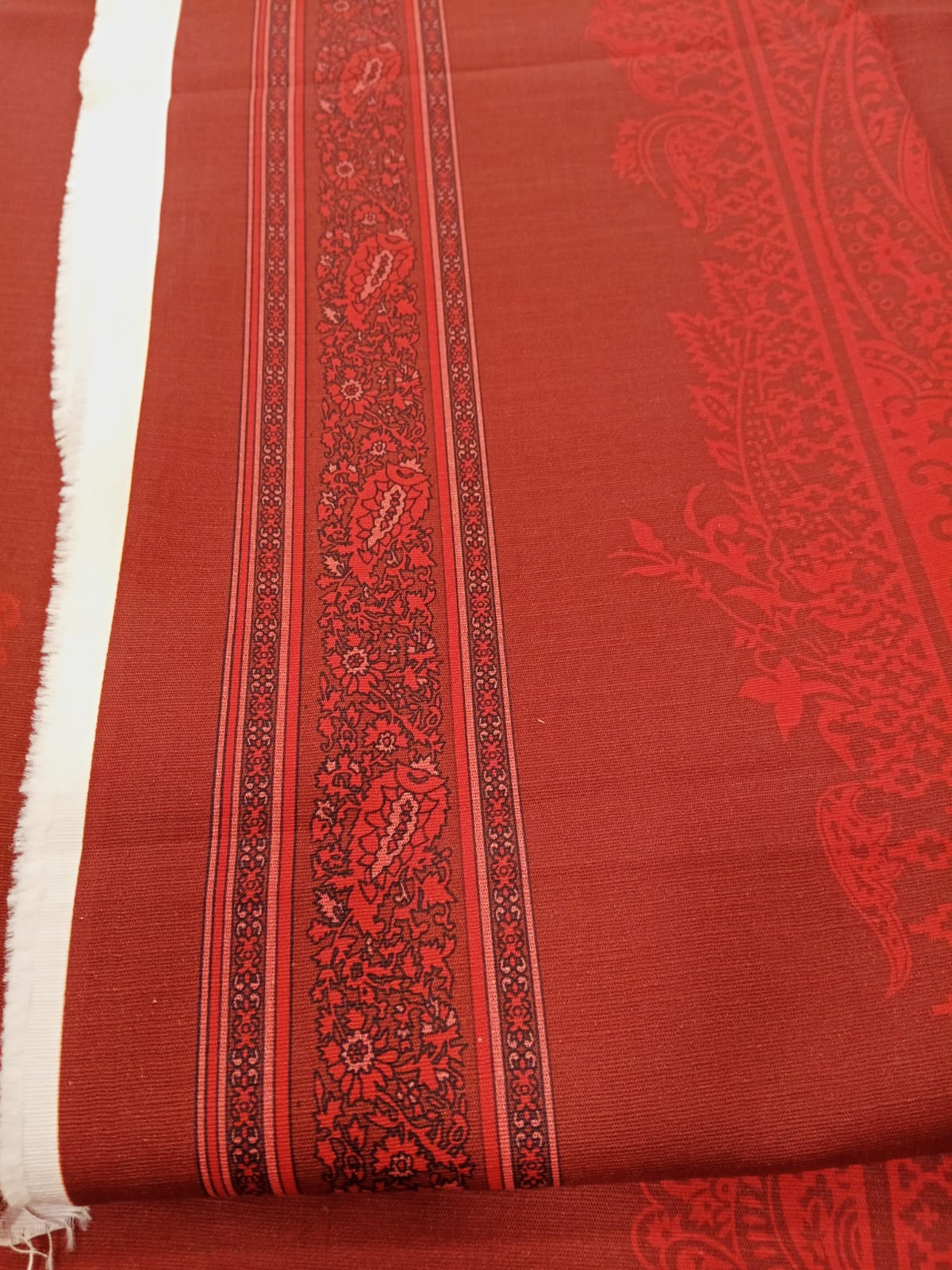 Maroon | Mtj-Tariq Jamil 3pc Unstitched Khaddar Suit
