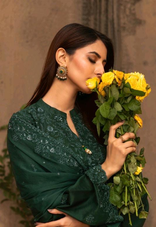 Kaari Noir Luxury Chikankari 3 Piece | Dark Green