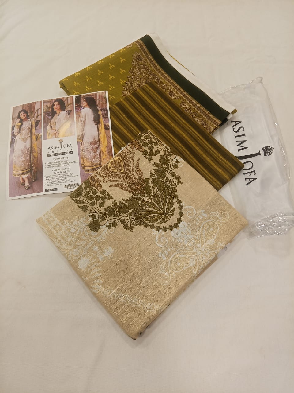 Asim Jofa 3pc Unstitched Khaddar Suit | Ash White