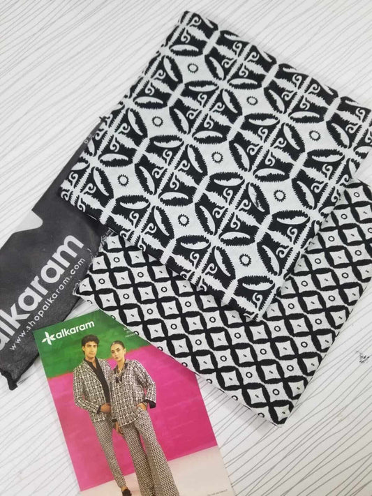 White | Al-Karam 2pc Unstitched Khaddar Suit