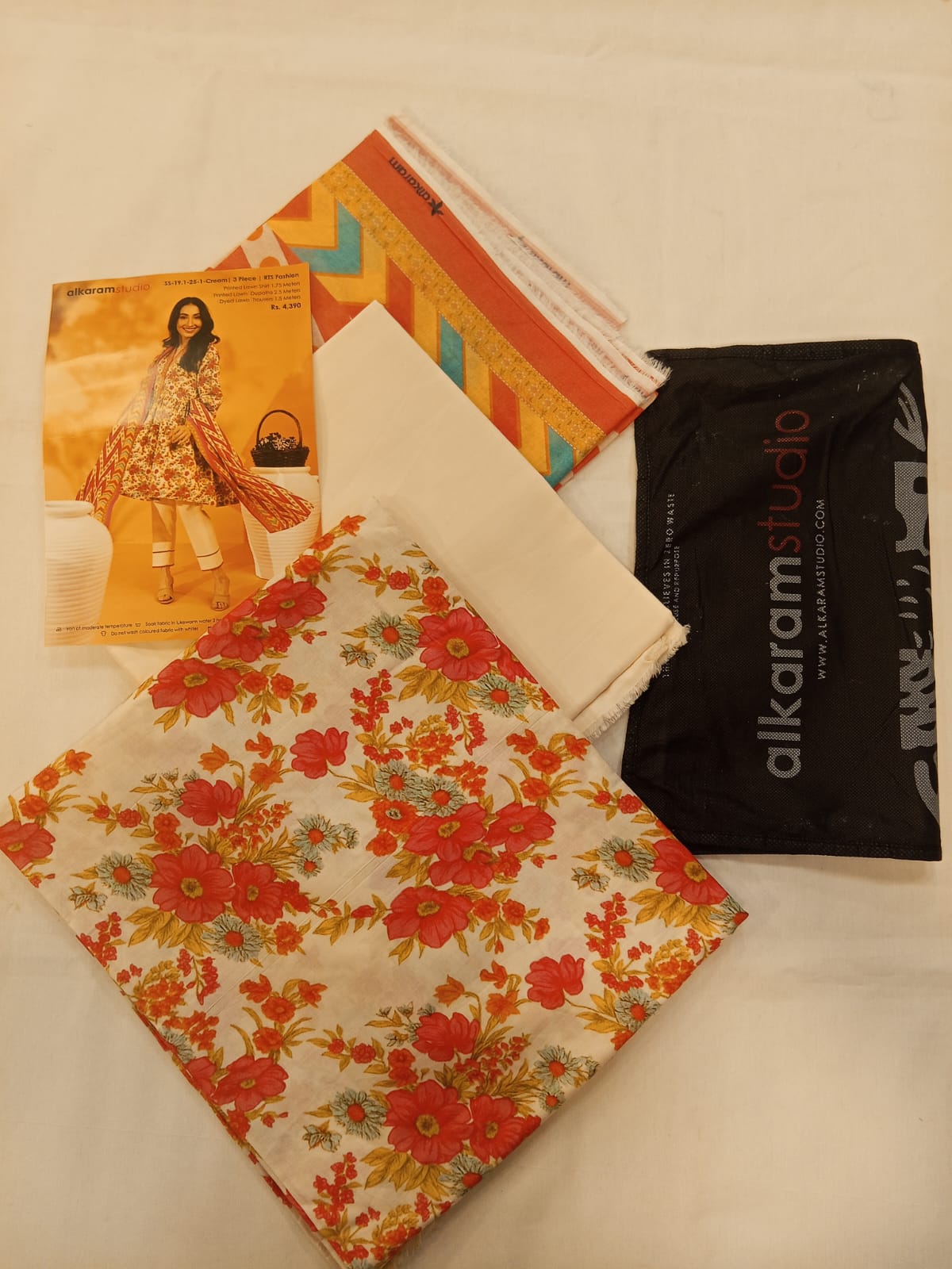 Cream | Al-Karam 3pc Unstitched Lawn Suit