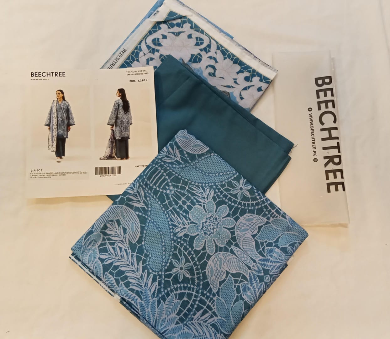 BeechTree 3 PIECE PRINTED LAWN SUIT-TRAPICHE EMERALD (UNSTITCHED)