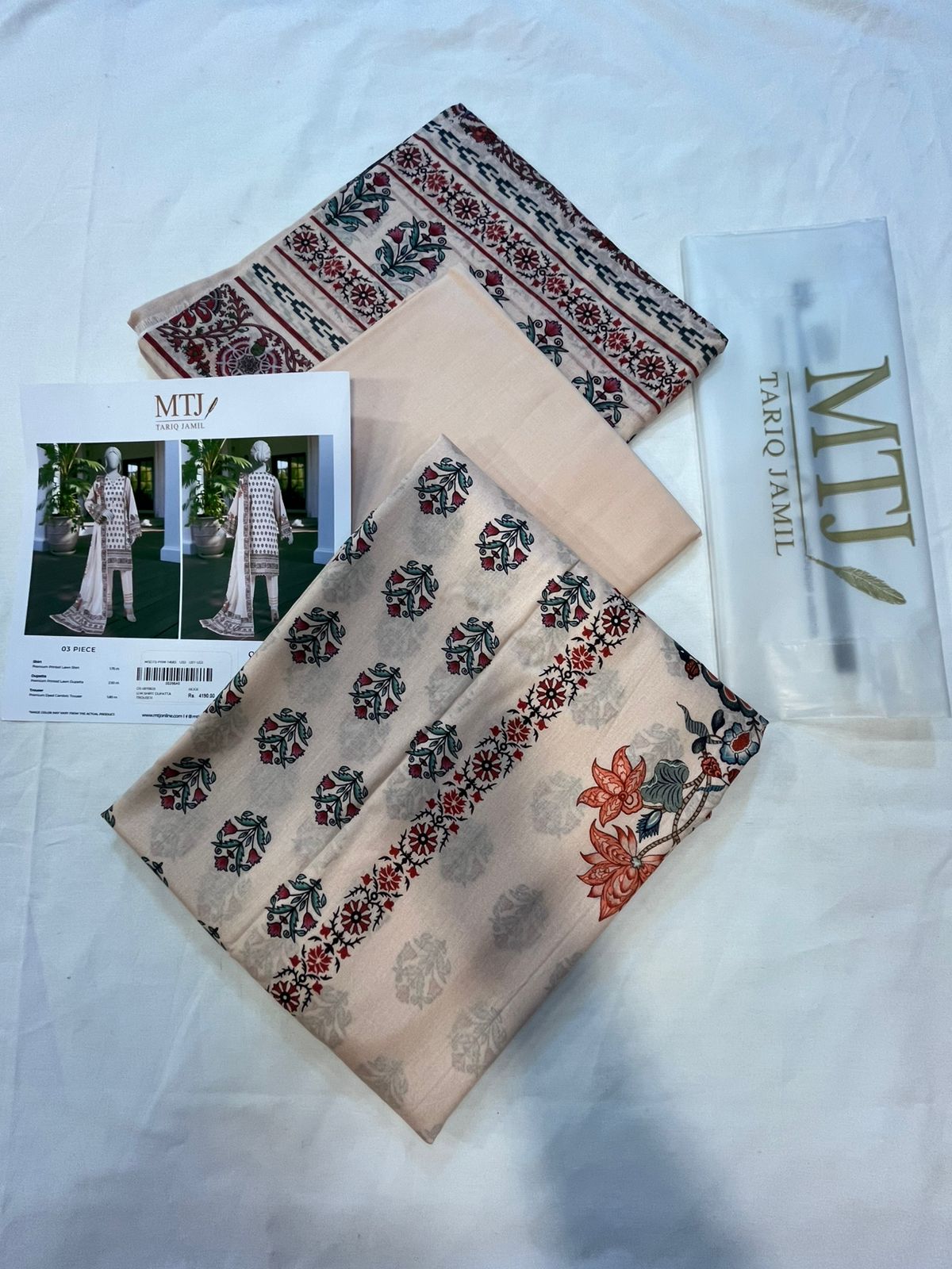 Mtj 3 PIECE PRINTED LAWN SUIT- Beige (UNSTITCHED)