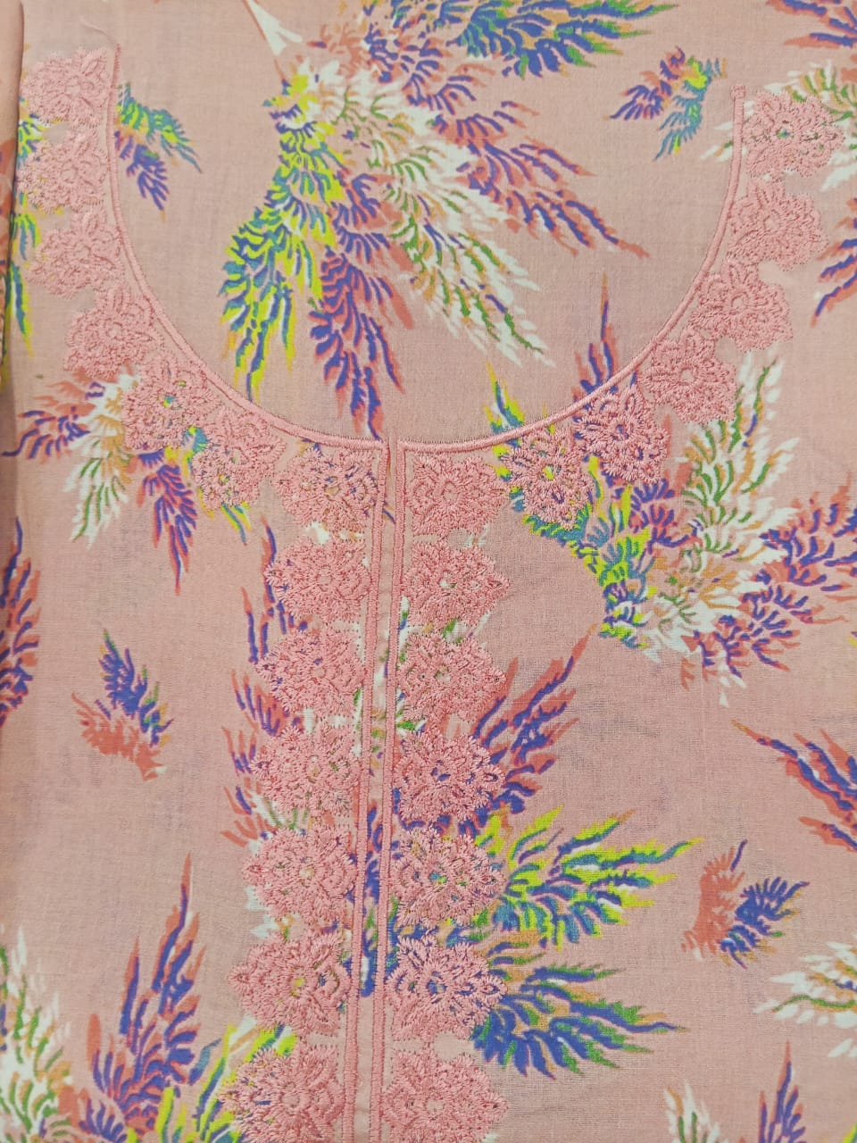 Light Pink | SAYA 3pc Unstitched Lawn Suit | Brenish