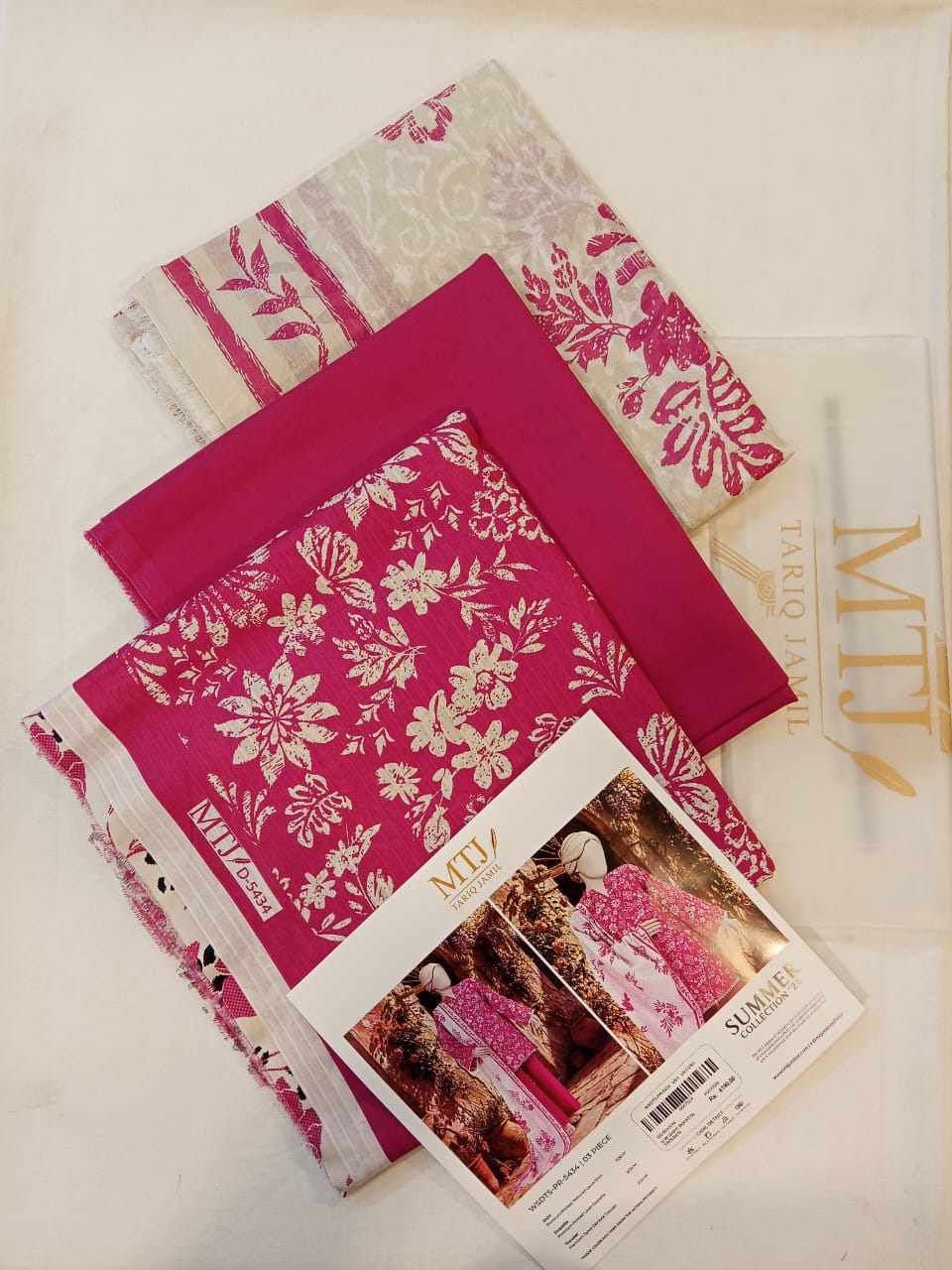 Mtj 3 PIECE PRINTED TEXTURED LAWN SUIT - Fuchsia (UNSTITCHED)
