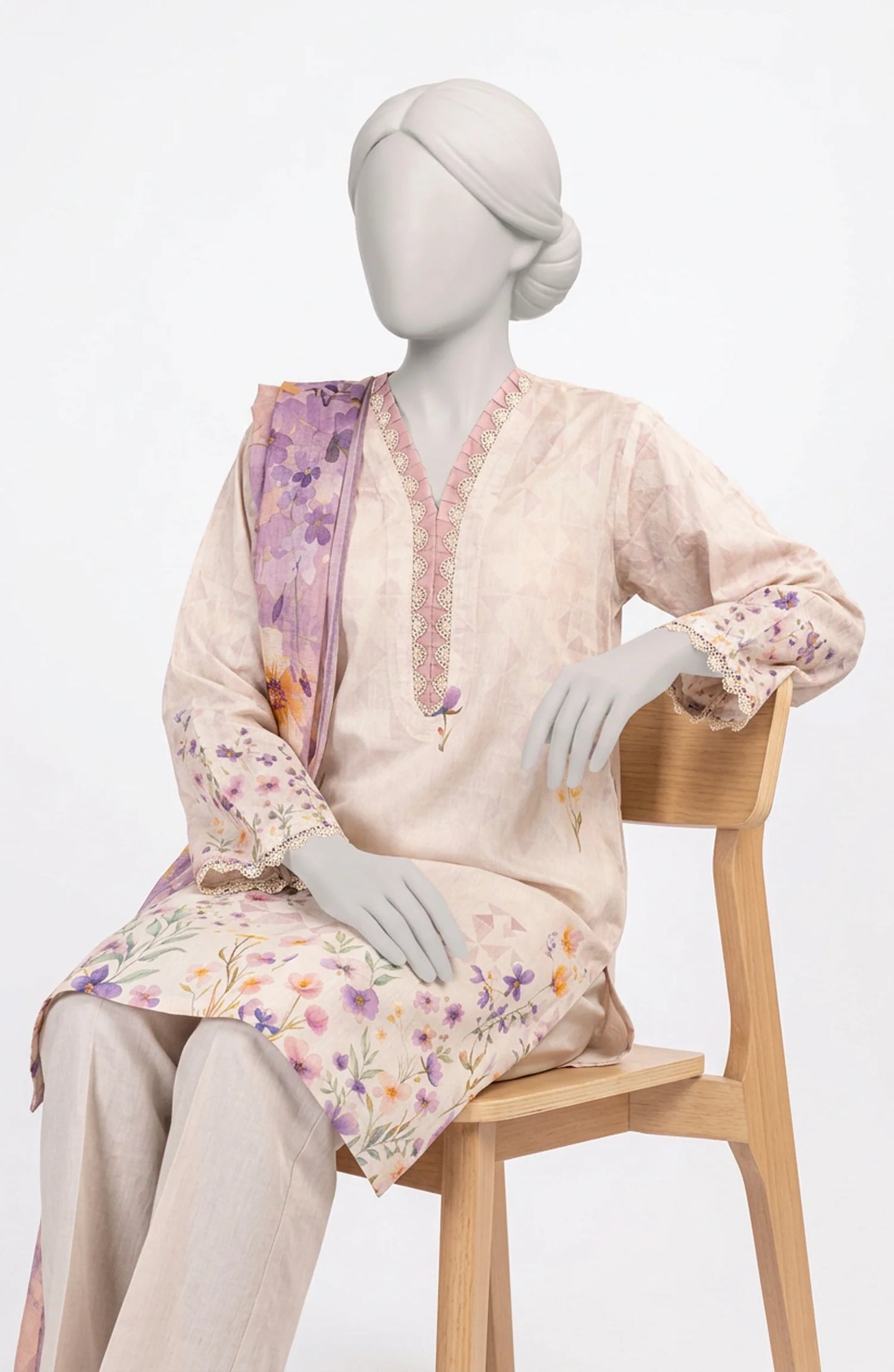 Mtj 3 PIECE PRINTED LAWN SUIT- Light-Pink (UNSTITCHED)