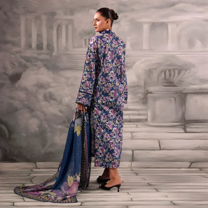 Blue Salina Separates Lawn Collection unstitched ensemble worn by model for a vibrant 2026 look.