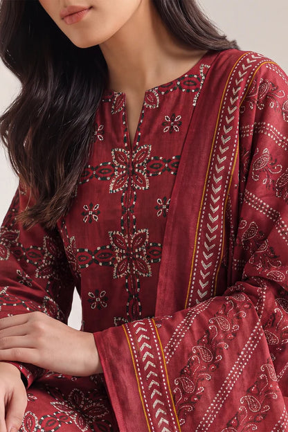 shot of the Saya Printed Lawn Suit Red