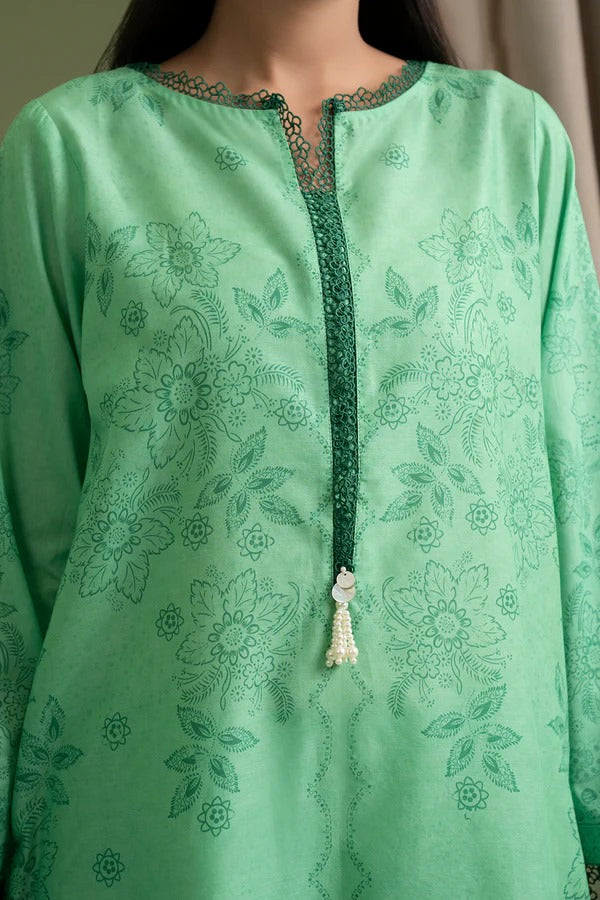 Green Zellbury 3pc Unstitched Lawn Suit – Stylish Pakistani Lawn Outfit 2025