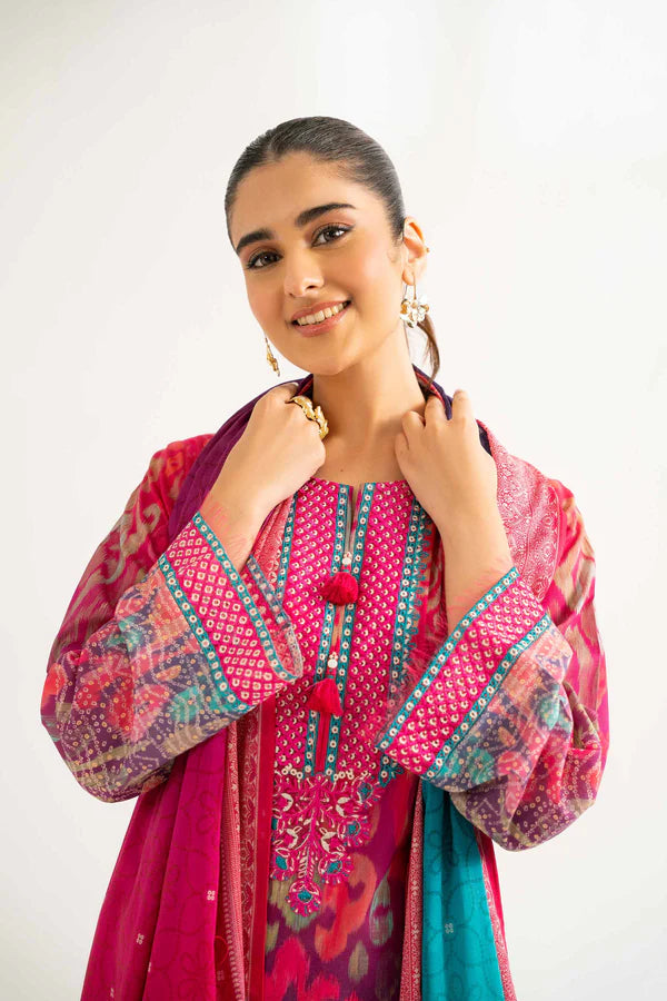 Close-up of the intricate threadwork on the Nisha By Nishat Embroidered Lawn 3pc suit.