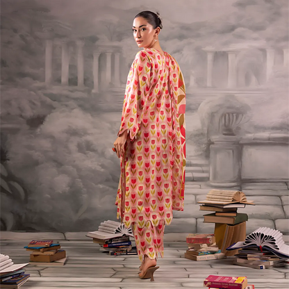 Light Rose Pink Salina Separates Lawn Collection suit worn by model for 2026 summer styling.