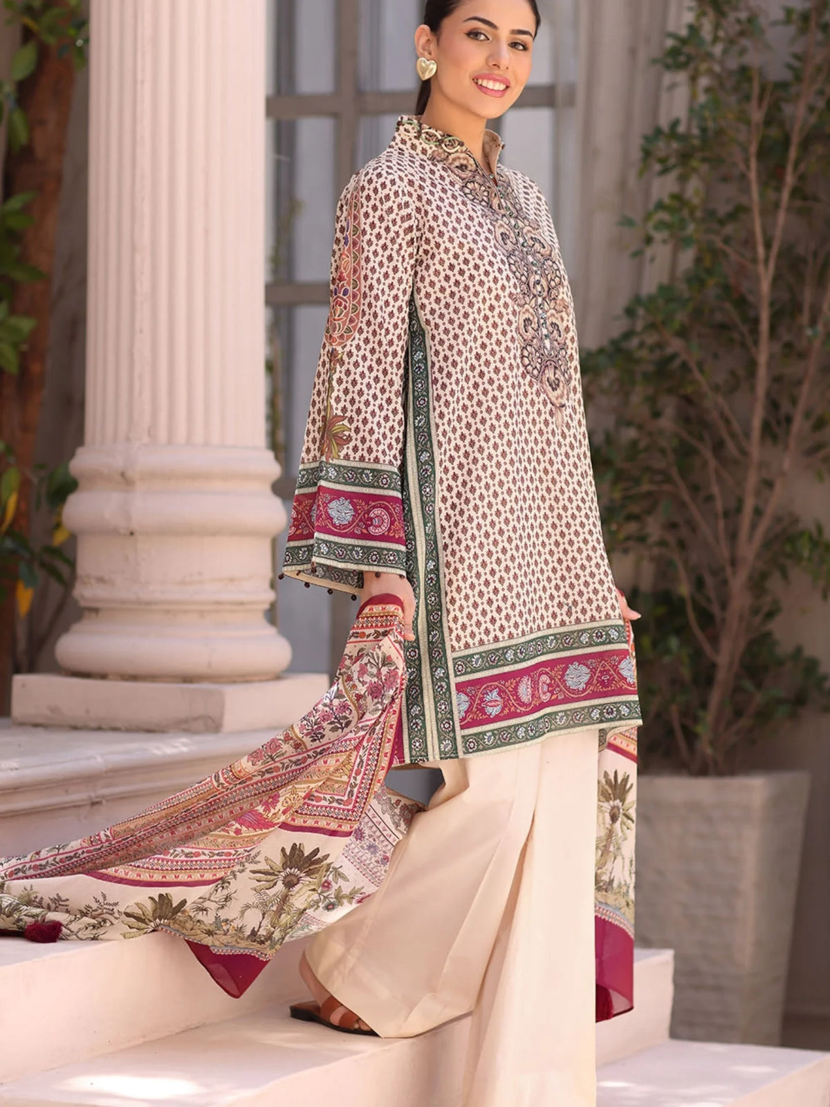shot of the Gul Ahmed Embroidered Lawn Suit