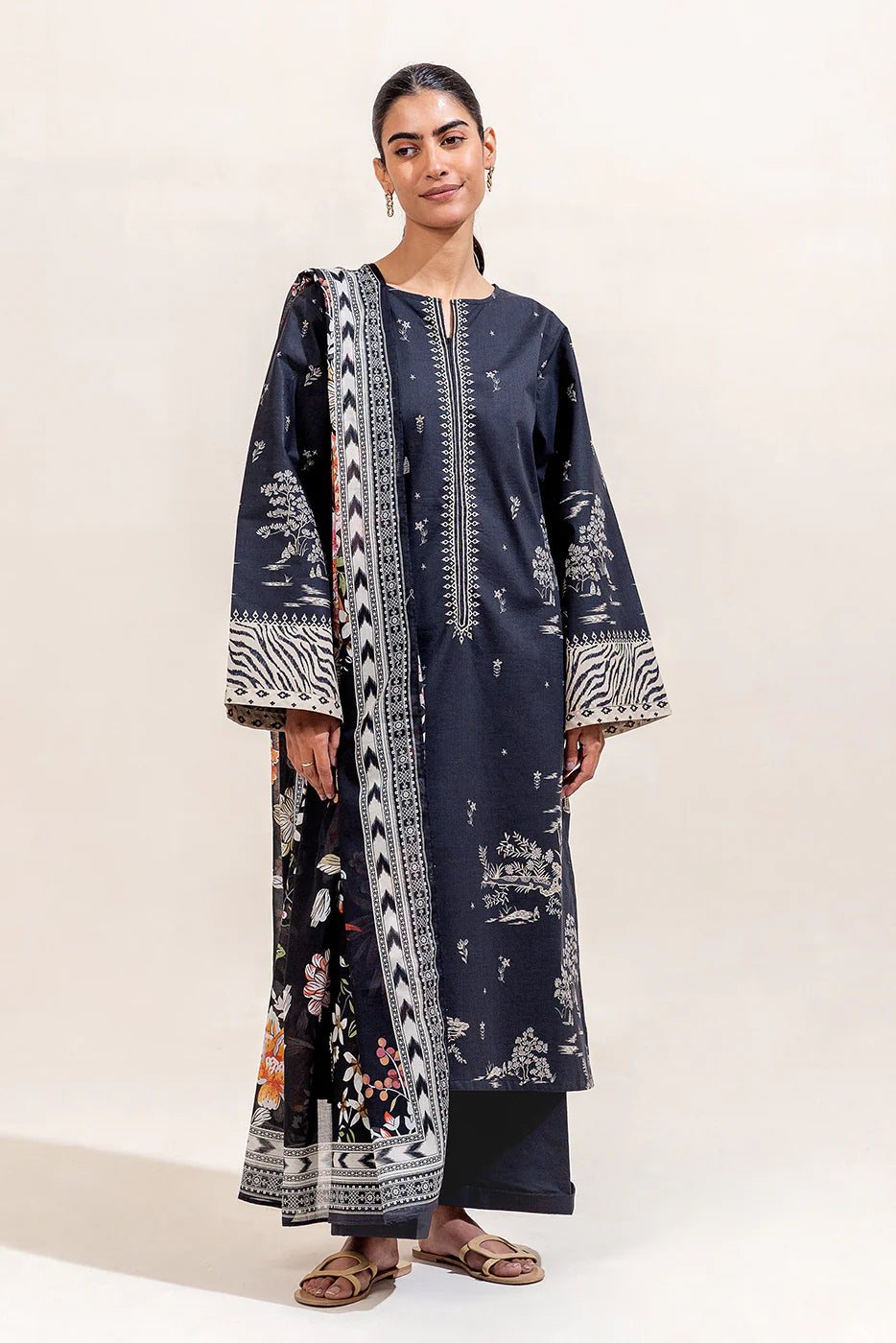 BeechTree 3 PIECE PRINTED LAWN SUIT-MOONLIT FLORA (UNSTITCHED)