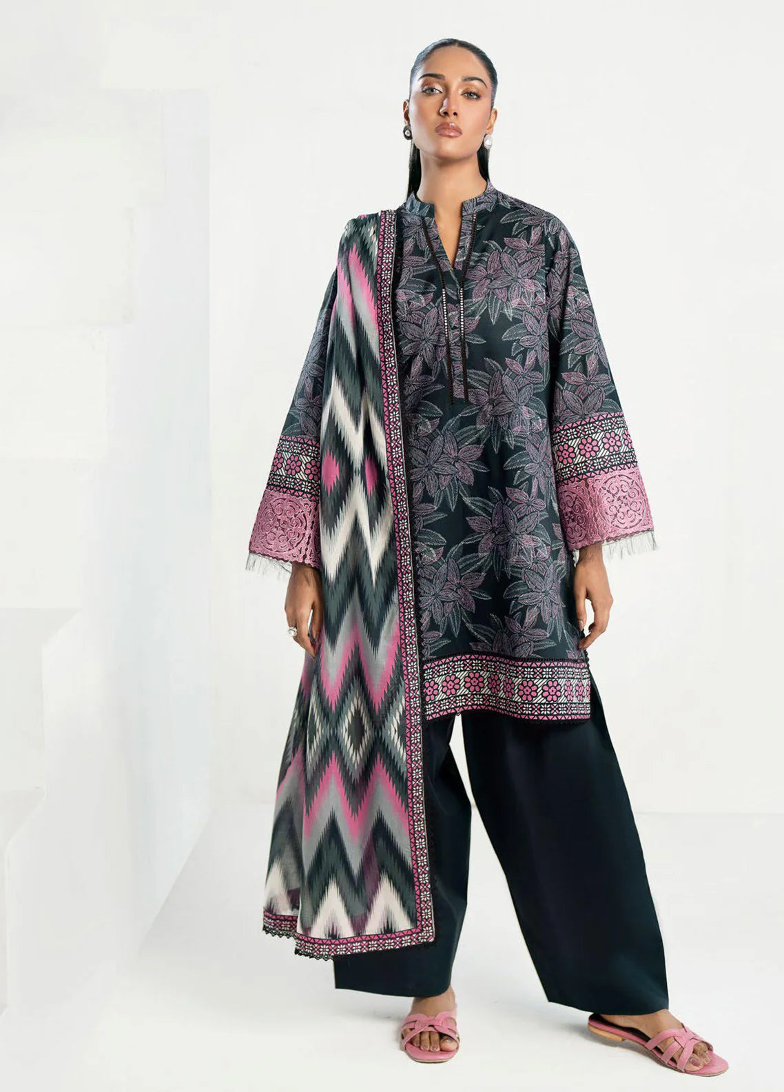 shot of the Gul Ahmed Embroidered Lawn Suit