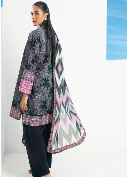shot of the Gul Ahmed Embroidered Lawn Suit