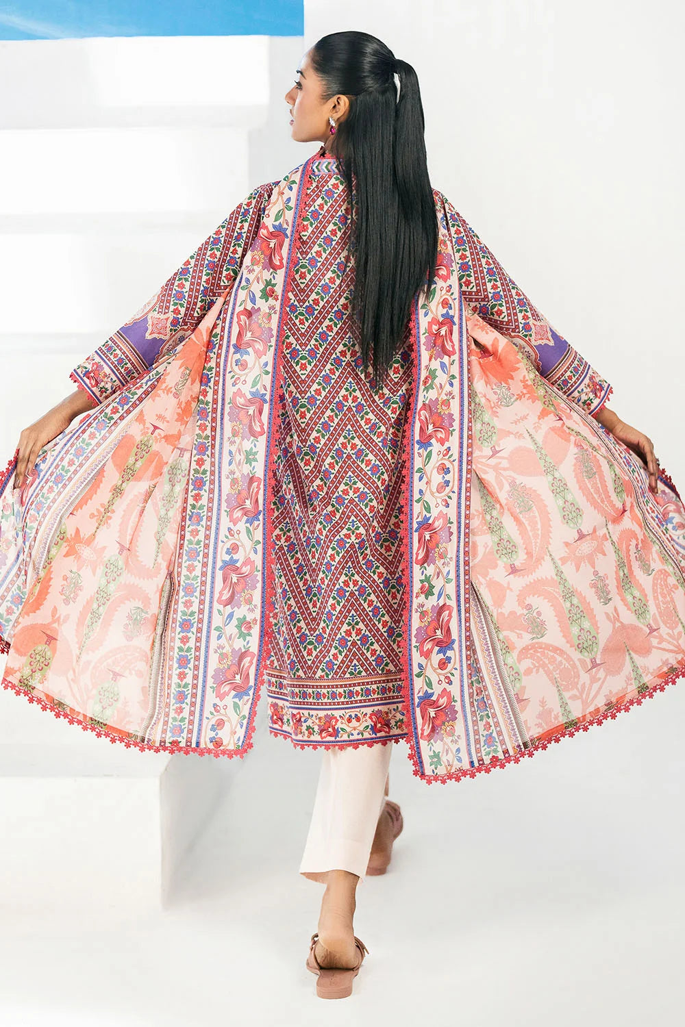 shot of the Gul Ahmed Embroidered Lawn Suit