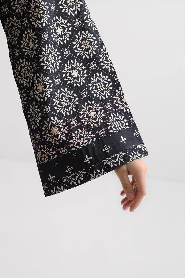 Black| Saya 2PC Unstitched Lawn Suit