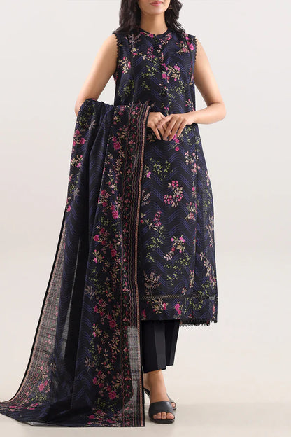 Model wearing the Saya 3pc Unstitched Khaddar Suit