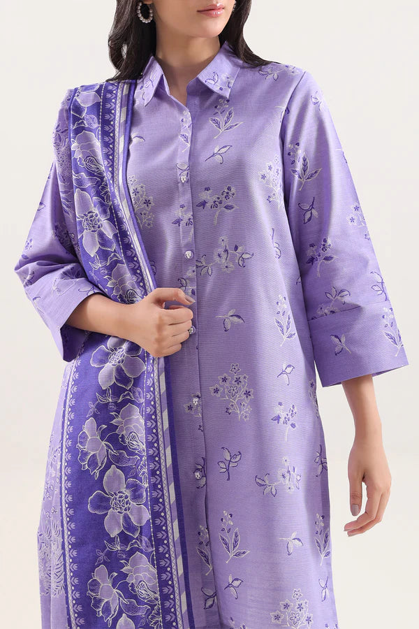 Model wearing the Saya 3pc Unstitched Khaddar Suit