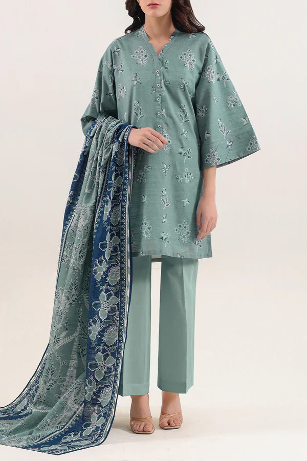 Model wearing the Saya 3pc Unstitched Khaddar Suit