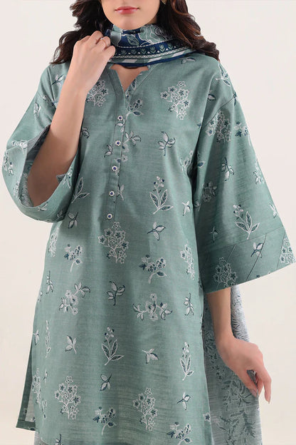 Model wearing the Saya 3pc Unstitched Khaddar Suit