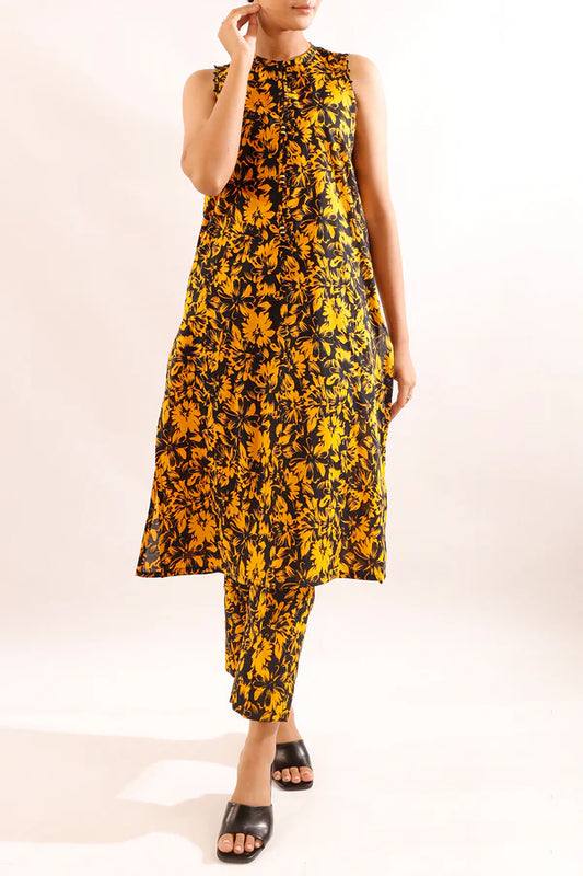 Model wearing Saya 2PC Unstitched Lawn Suit