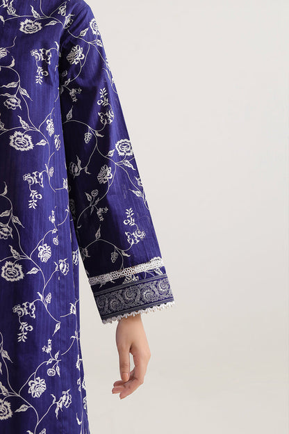 Model wearing Saya 2pc Unstitched Lawn Suit