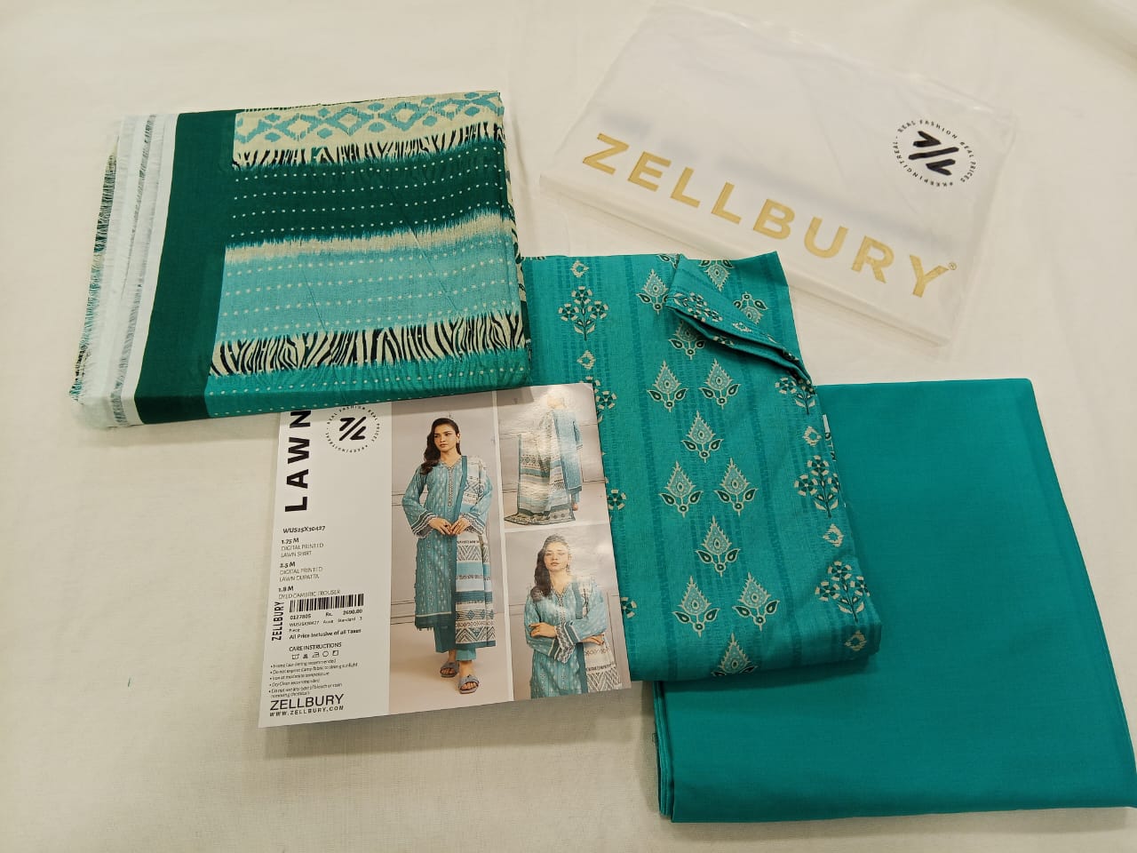 Aqua Zellbury 3pc Unstitched Lawn Suit – Stylish Pakistani Lawn Outfit 2025