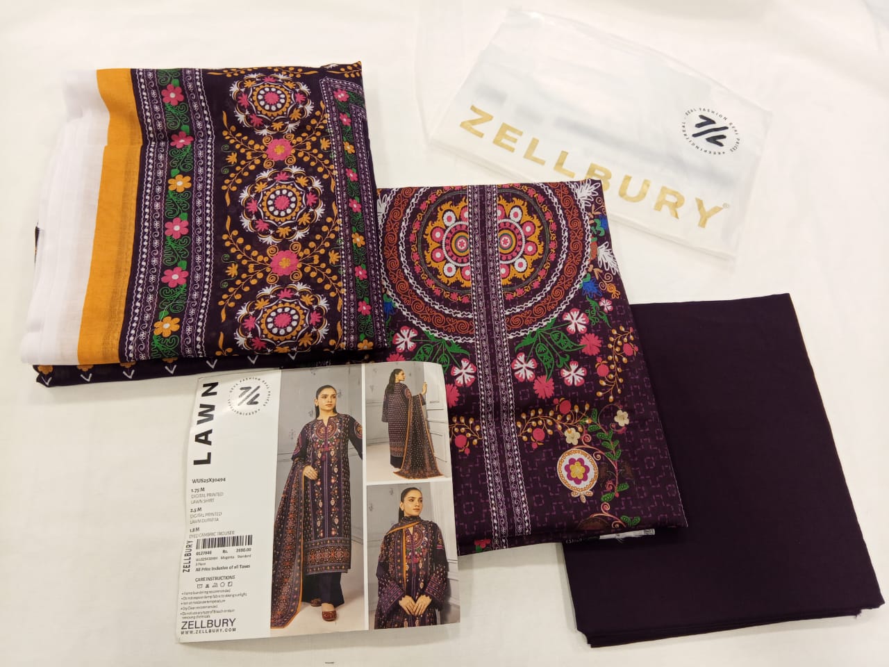 Magenta Zellbury 3pc Unstitched Lawn Suit – Stylish Pakistani Lawn Outfit 2025