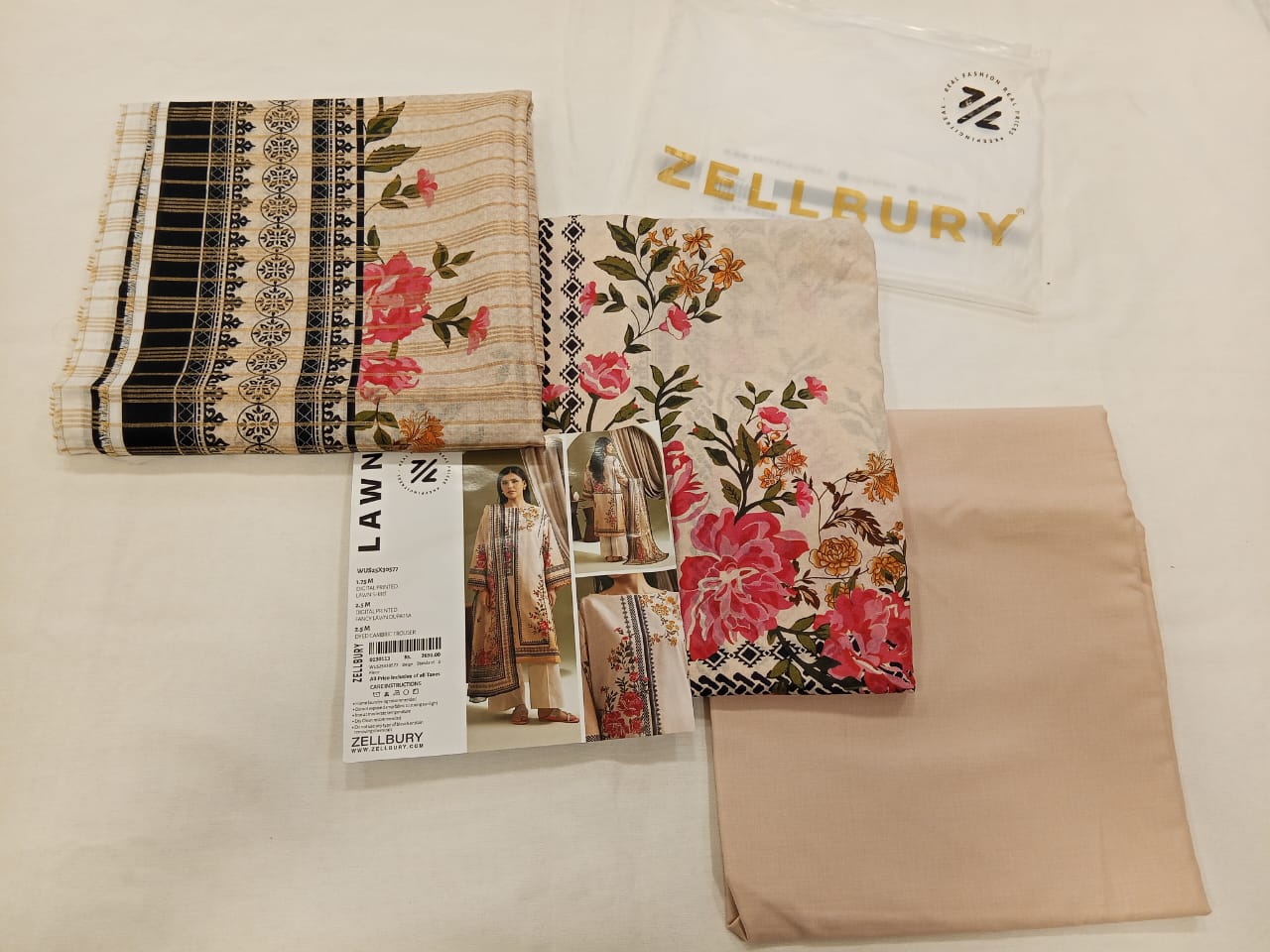 Beige Zellbury 3pc Unstitched Lawn Suit – Stylish Pakistani Lawn Outfit 2025