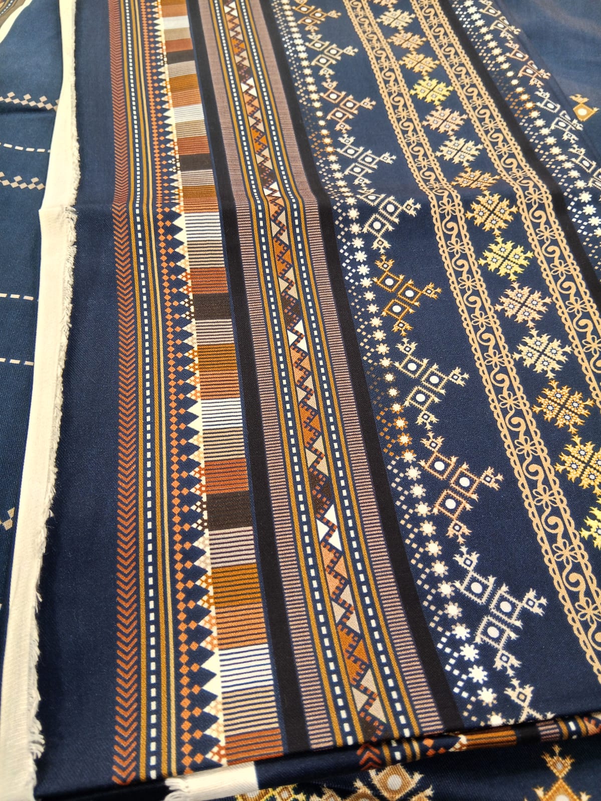 Dark Blue | Mtj-Tariq Jamil 3pc Unstitched Twill Viscose Suit
