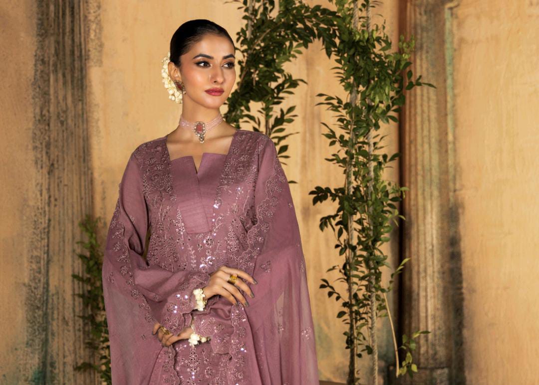 Kaari Noir Luxury Chikankari 3 Piece | Tea Pink
