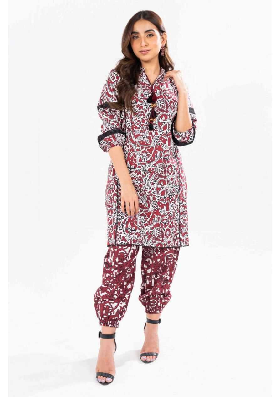 Cream| Al-Karam 2pc Unstitched Khaddar Suit featuring a printed khaddar shirt and trouser.