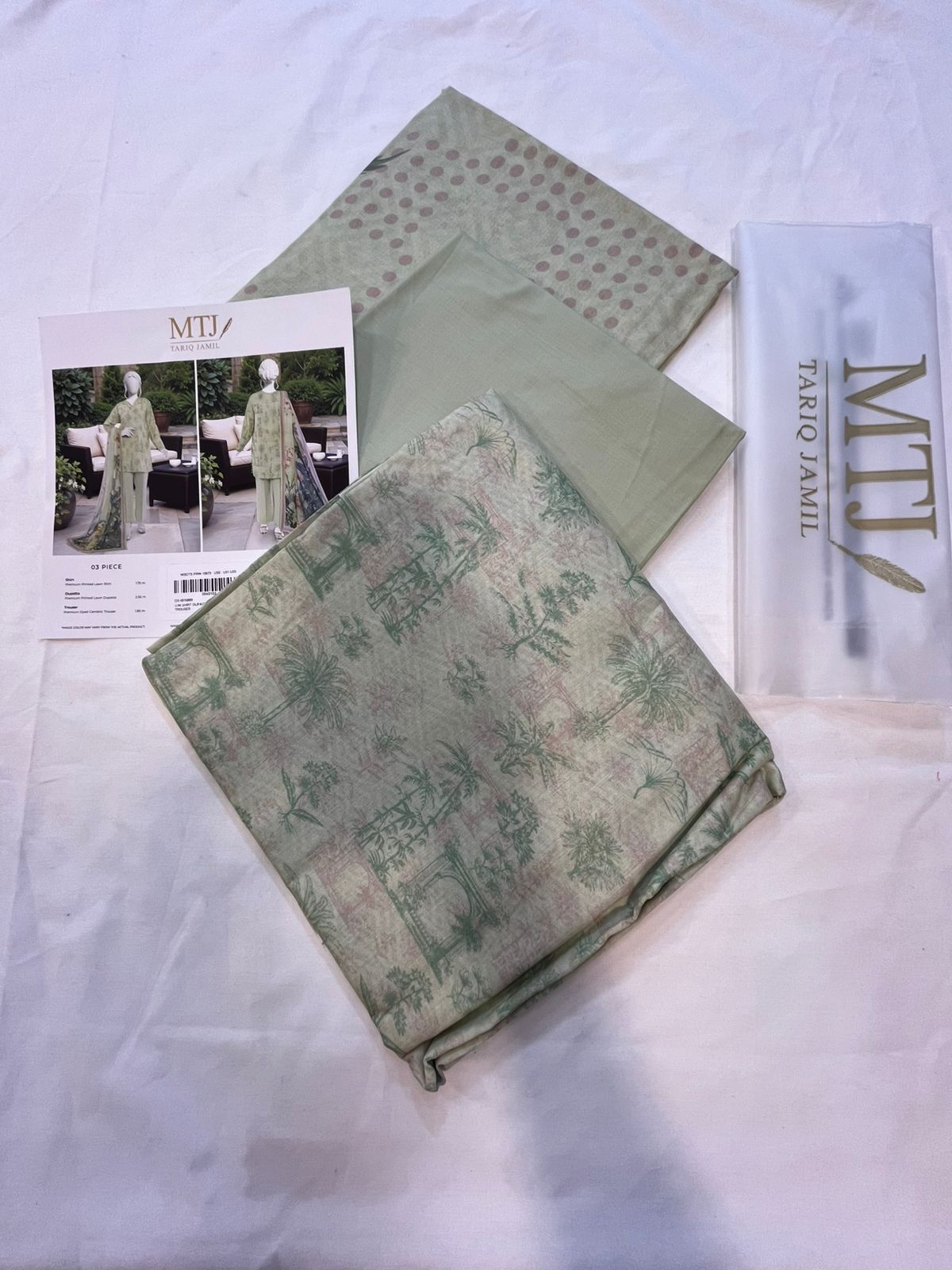 Mtj 3 PIECE PRINTED LAWN SUIT- Light-Green (UNSTITCHED)