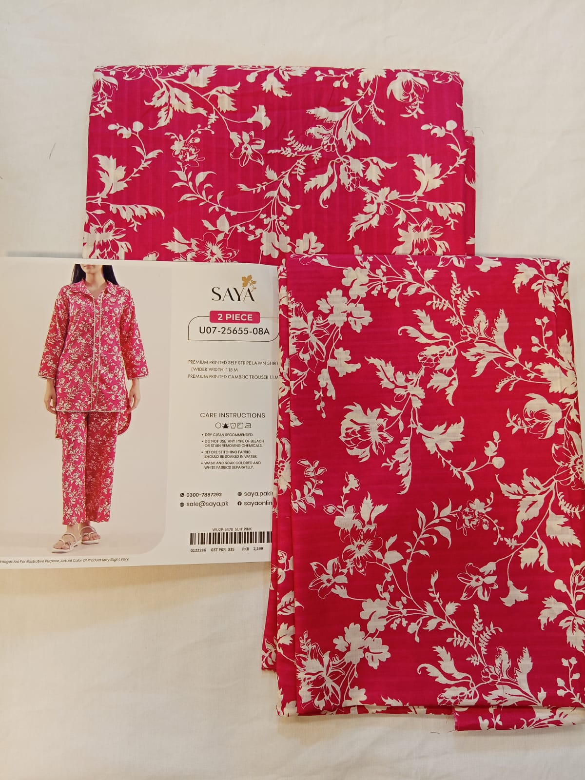 Model wearing Saya 2pc Unstitched Lawn Suit