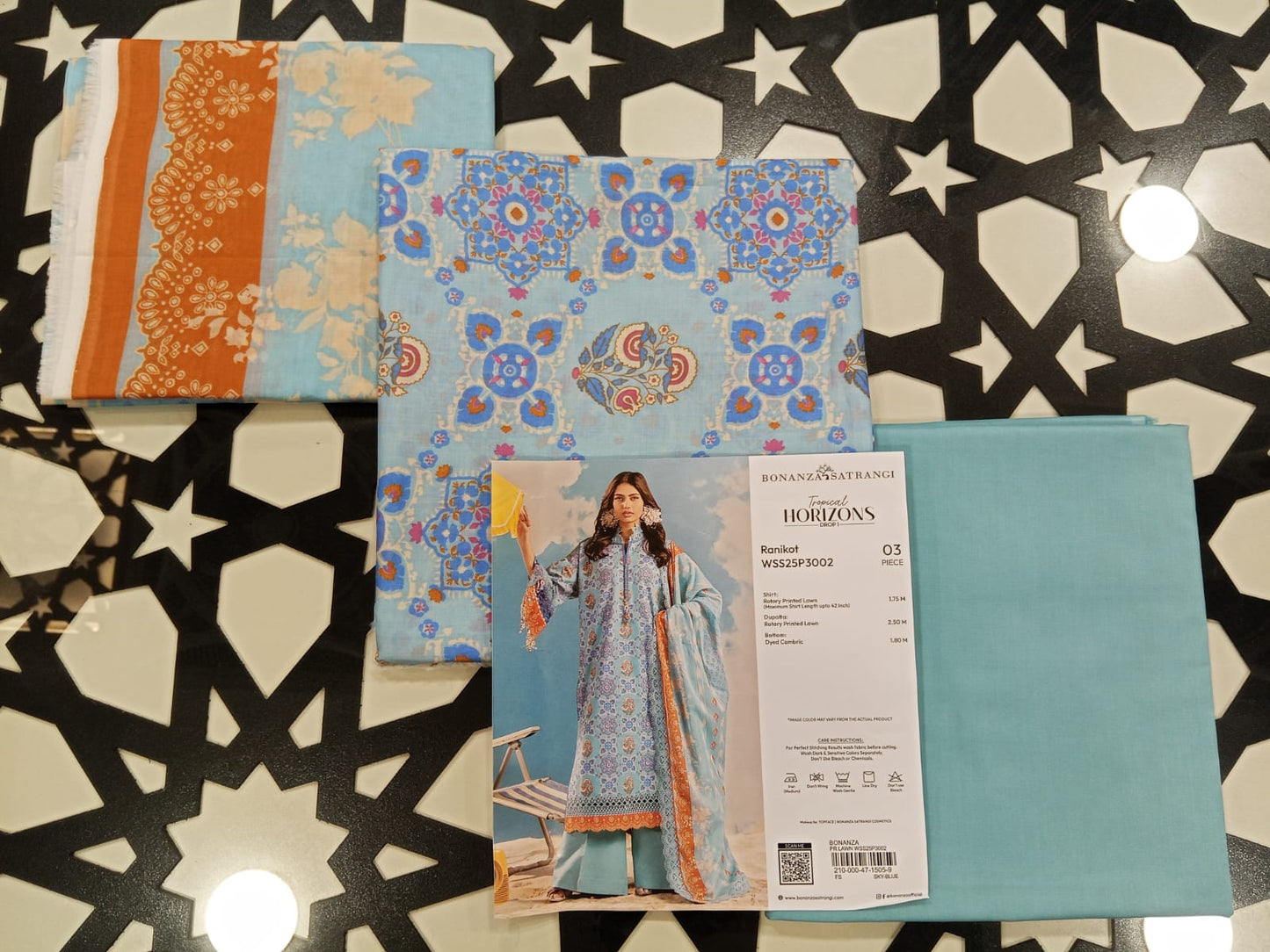 Bonanza Satrangi 3pc Unstitched Lawn Suit