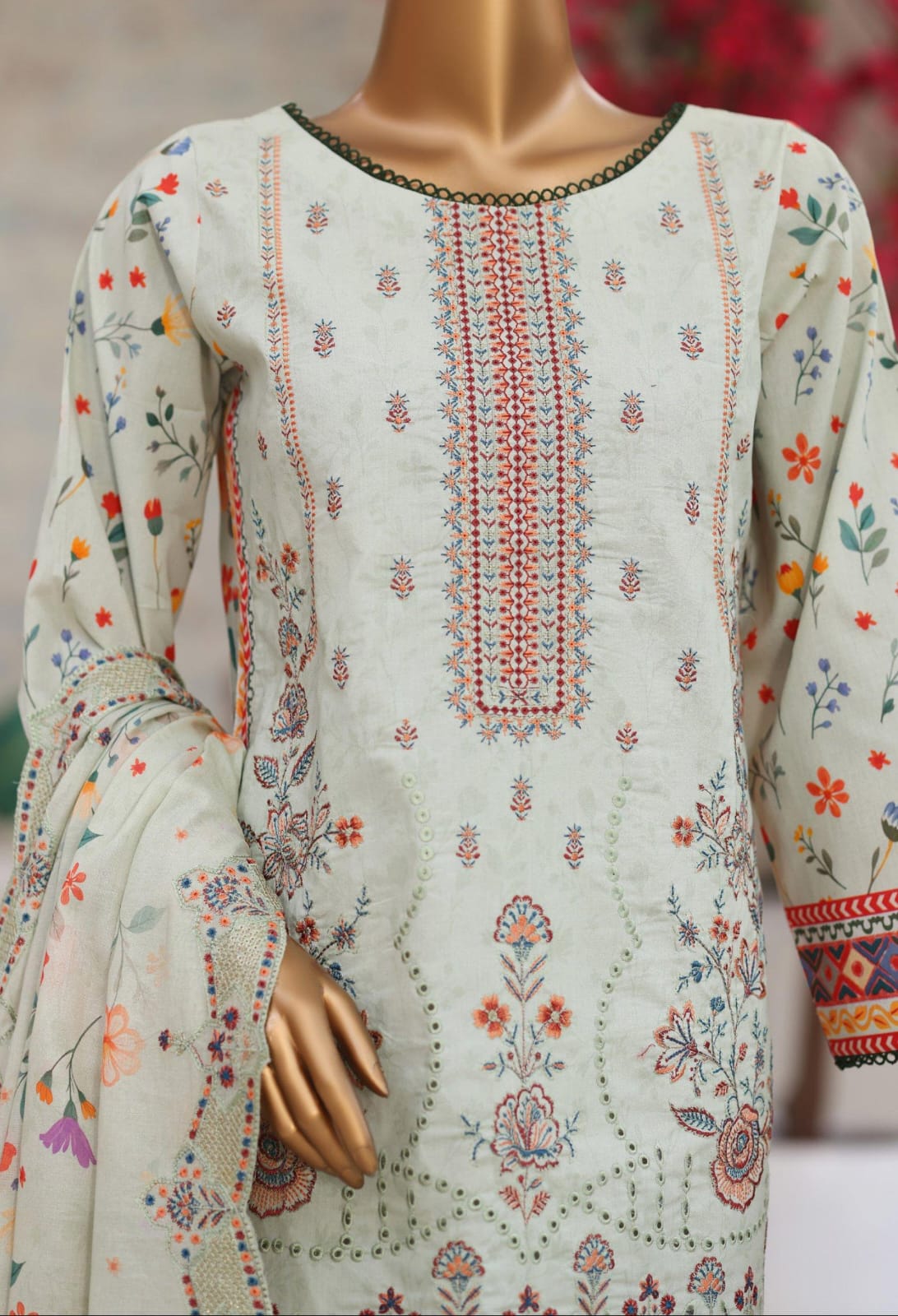 Shanaya By MTF Digital Printed Heavy Embroidered Lawn - Pistachio