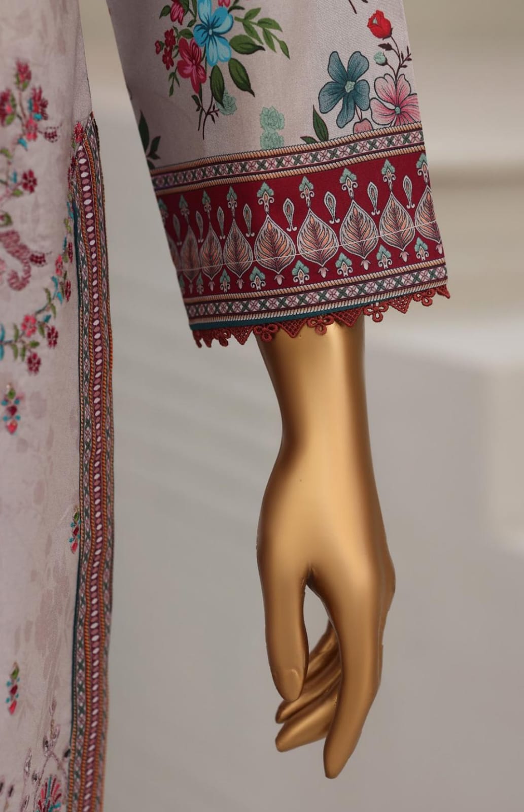 Shanaya By MTF Digital Printed Heavy Embroidered Lawn - Light Grey