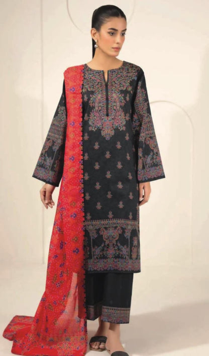Phantom Shade LimeLight Lawn 3pc Suit styled by model for a modern ethnic look.