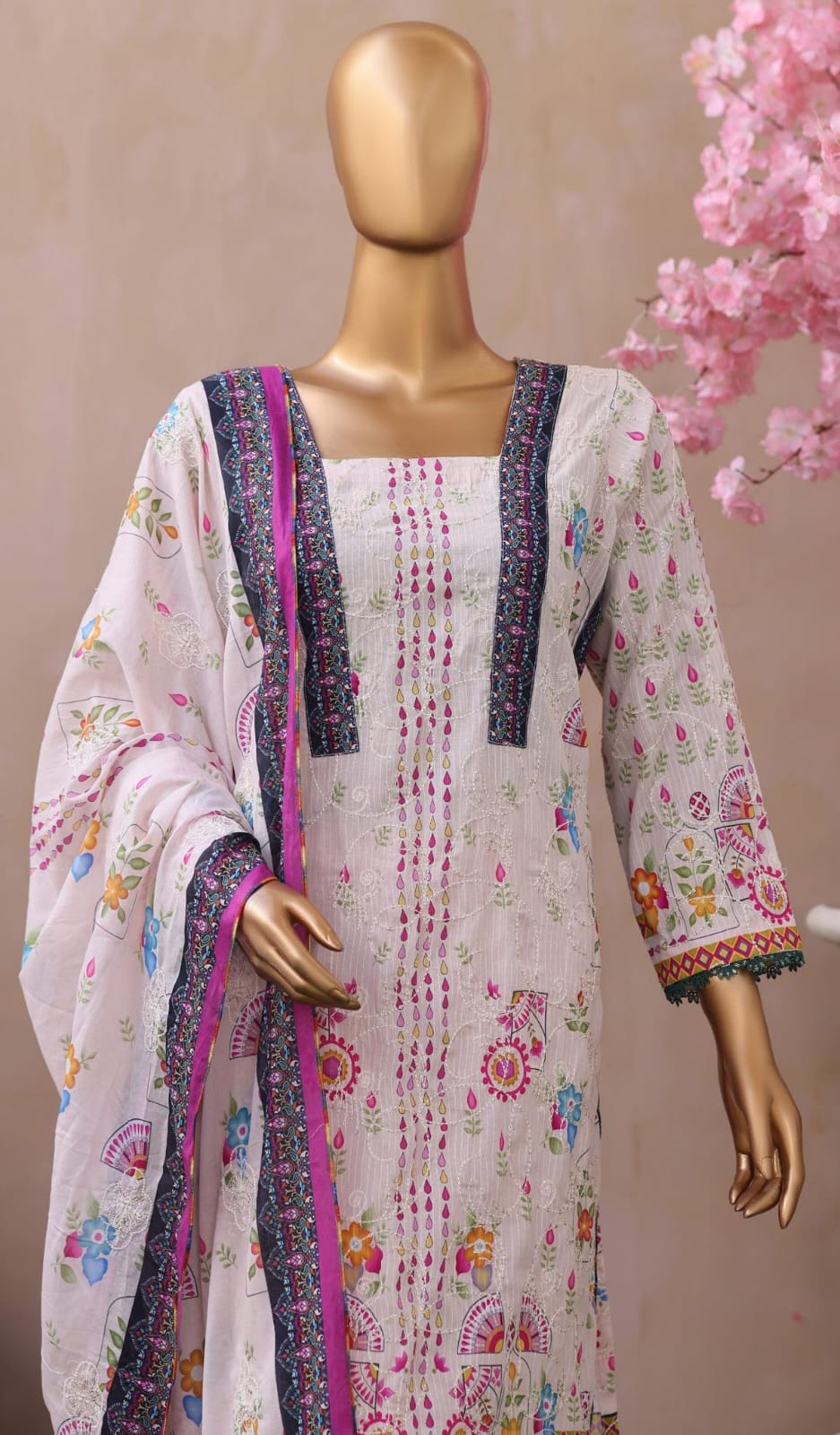 Khass By MTF Digital Printed Jhaal Embroidered Dhagakari Doria Lawn - Light Lavender