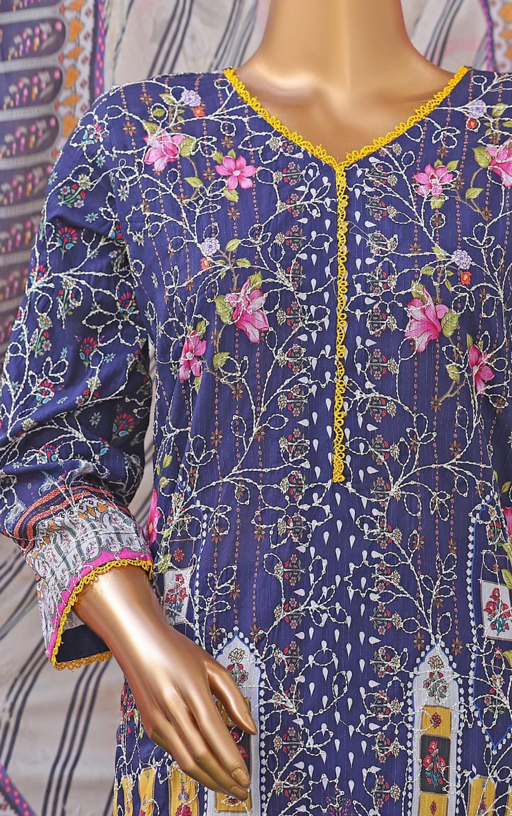 Khass By MTF Digital Printed Jhaal Embroidered Dhagakari Doria Lawn - Navy Blue