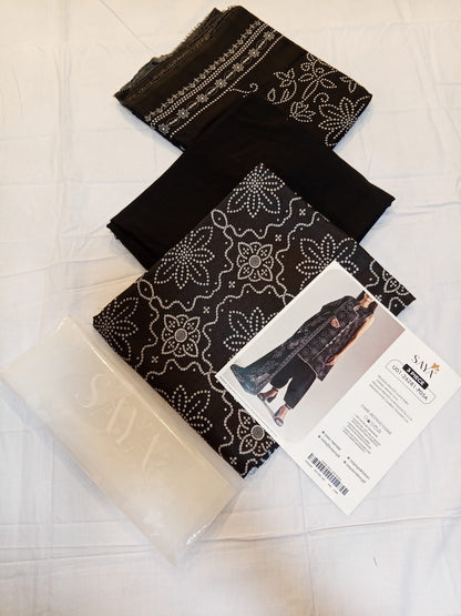 shot of the Saya Printed Lawn Suit Black
