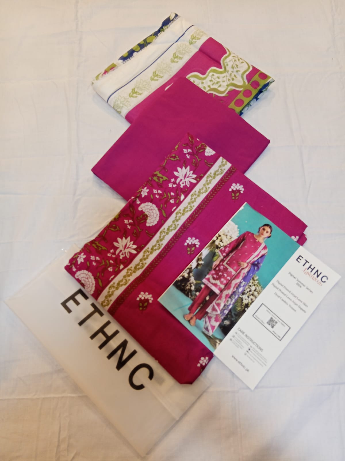 ETHNC Lawn 3pc Unstitched – Magenta Bloom