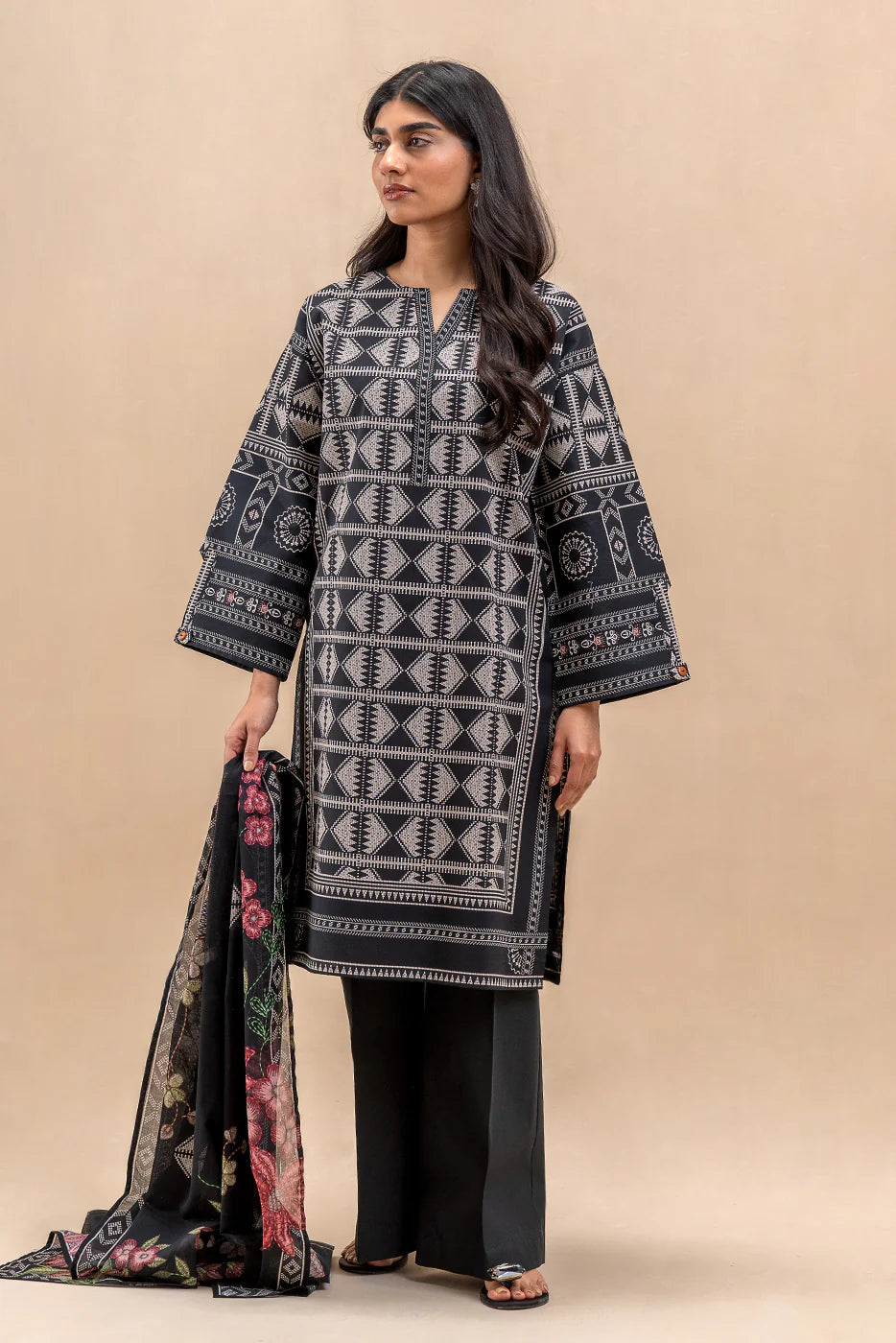 BeechTree 3 PIECE PRINTED LAWN SUIT-ONYX GRID (UNSTITCHED)
