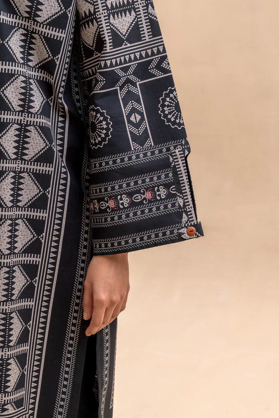 BeechTree 3 PIECE PRINTED LAWN SUIT-ONYX GRID (UNSTITCHED)