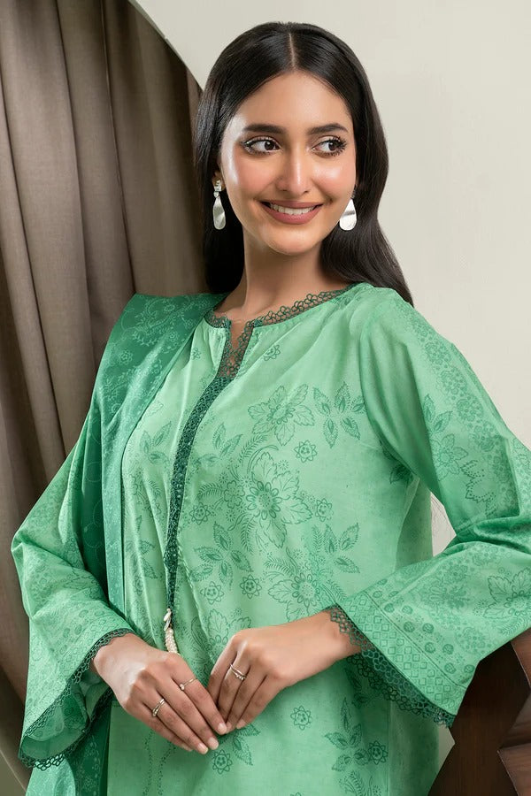 Green Zellbury 3pc Unstitched Lawn Suit – Stylish Pakistani Lawn Outfit 2025