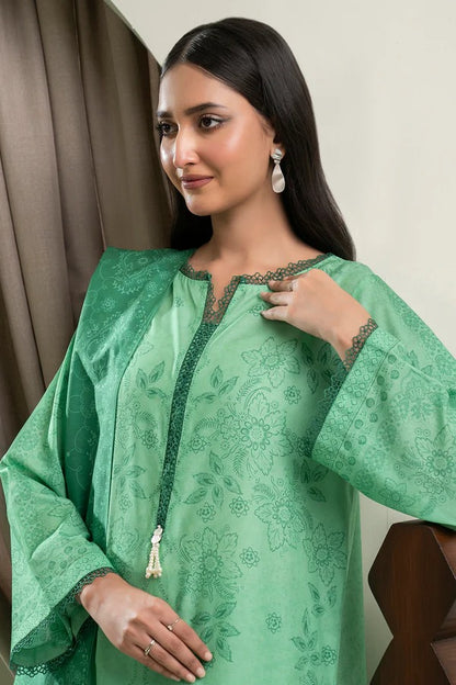 Green Zellbury 3pc Unstitched Lawn Suit – Stylish Pakistani Lawn Outfit 2025