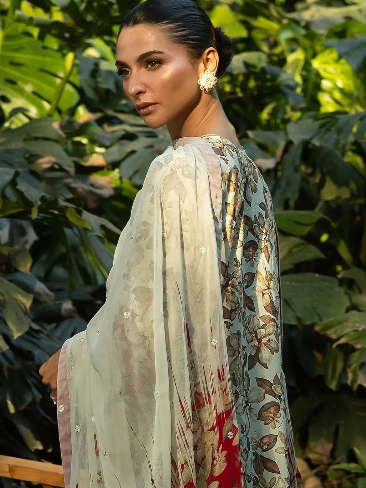 shot of the Gul Ahmed Embroidered Lawn Suit